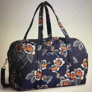 NWT Vera Bradley Miramar Weekender Travel Bag Seurat Floral